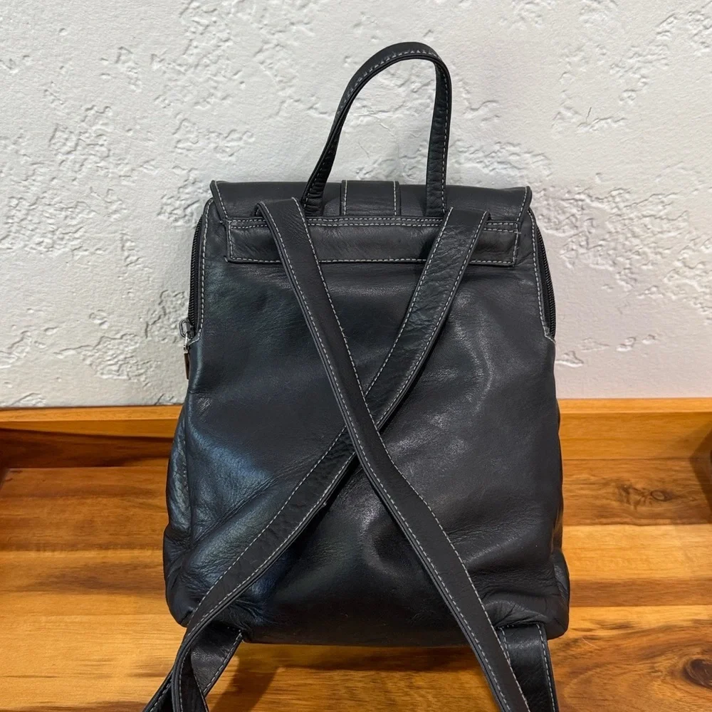 Perlina Black Leather Crossbody Messenger with Silver Accents